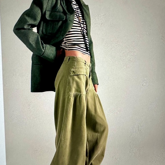 We The Free Lotus Balloon Jeans.NWT. - Picture 2 of 5